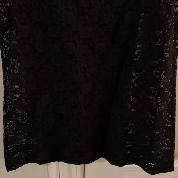 Check & Stripe Tank Top - Picture 9 of 10